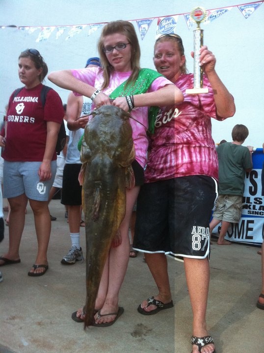 2011 Top Female Noodler Brandy Sparks Okie Noodling Queen Bethany Sparks